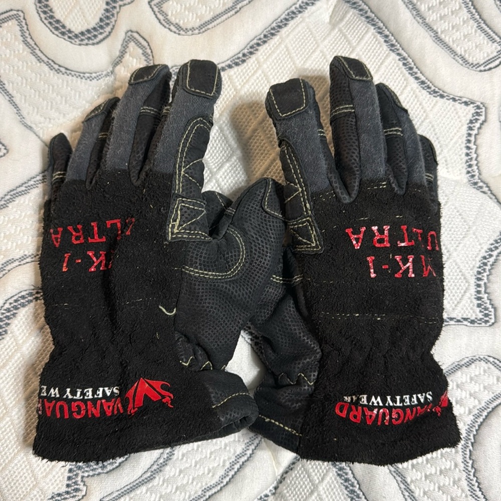 MK-1 Ultra structural fire fighting gloves